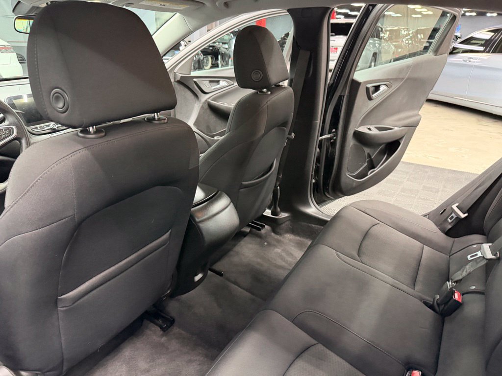 Used 2022 Chevrolet Malibu LS w/ LPO, Convenience Package 2 FWD image 37