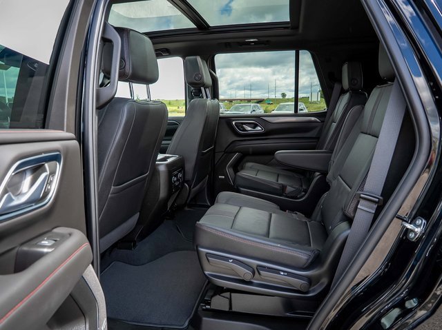 Used 2024 Chevrolet Tahoe RST w/ Luxury Package image 15