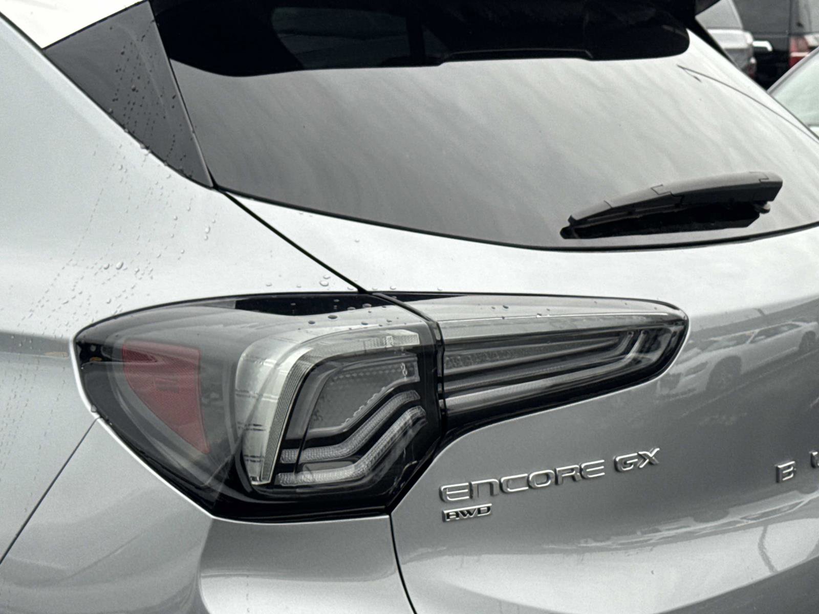 Used 2025 Buick Encore GX Avenir w/ Avenir Convenience Package image 30