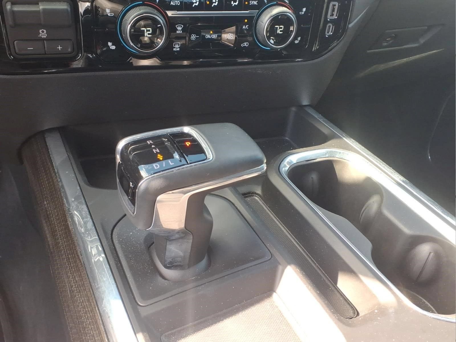 Certified 2024 Chevrolet Silverado 1500 LT w/ Safety Package AWD/4WD image 18