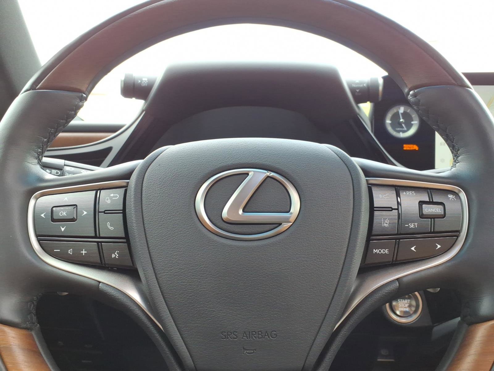 Used 2024 Lexus ES 350 Ultra Luxury w/ Accessory Package (Z1) FWD image 27