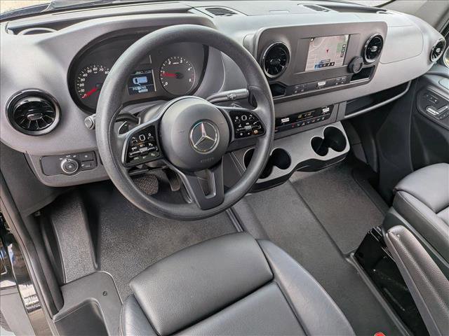 Used 2019 Mercedes-Benz Sprinter 2500 image 10
