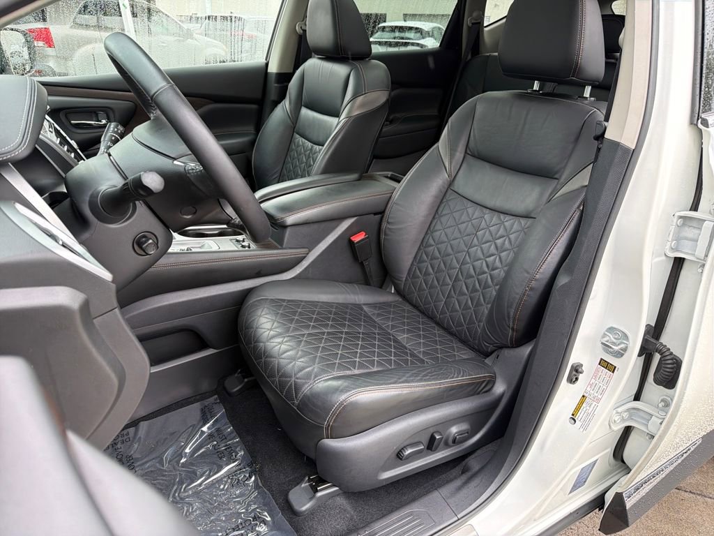 Certified 2022 Nissan Murano Platinum w/ Cargo Package image 33