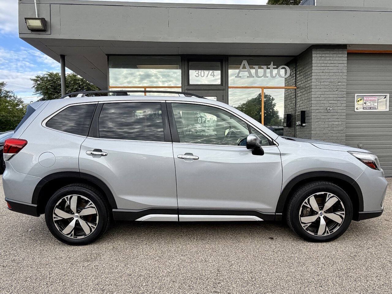 Used 2019 Subaru Forester Touring w/ Popular Package #3 AWD/4WD image 2