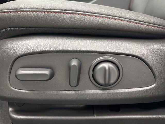 New 2026 Chevrolet Trax RS w/ Driver Confidence Package image 10