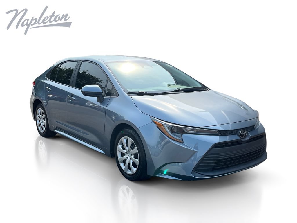 Used 2023 Toyota Corolla LE FWD image 8
