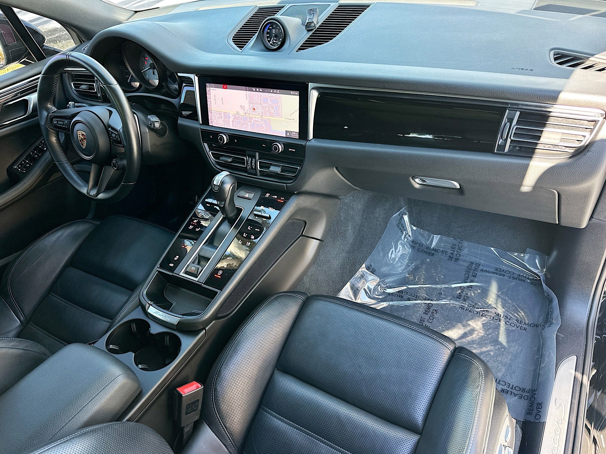 Used 2024 Porsche Macan S AWD/4WD image 34