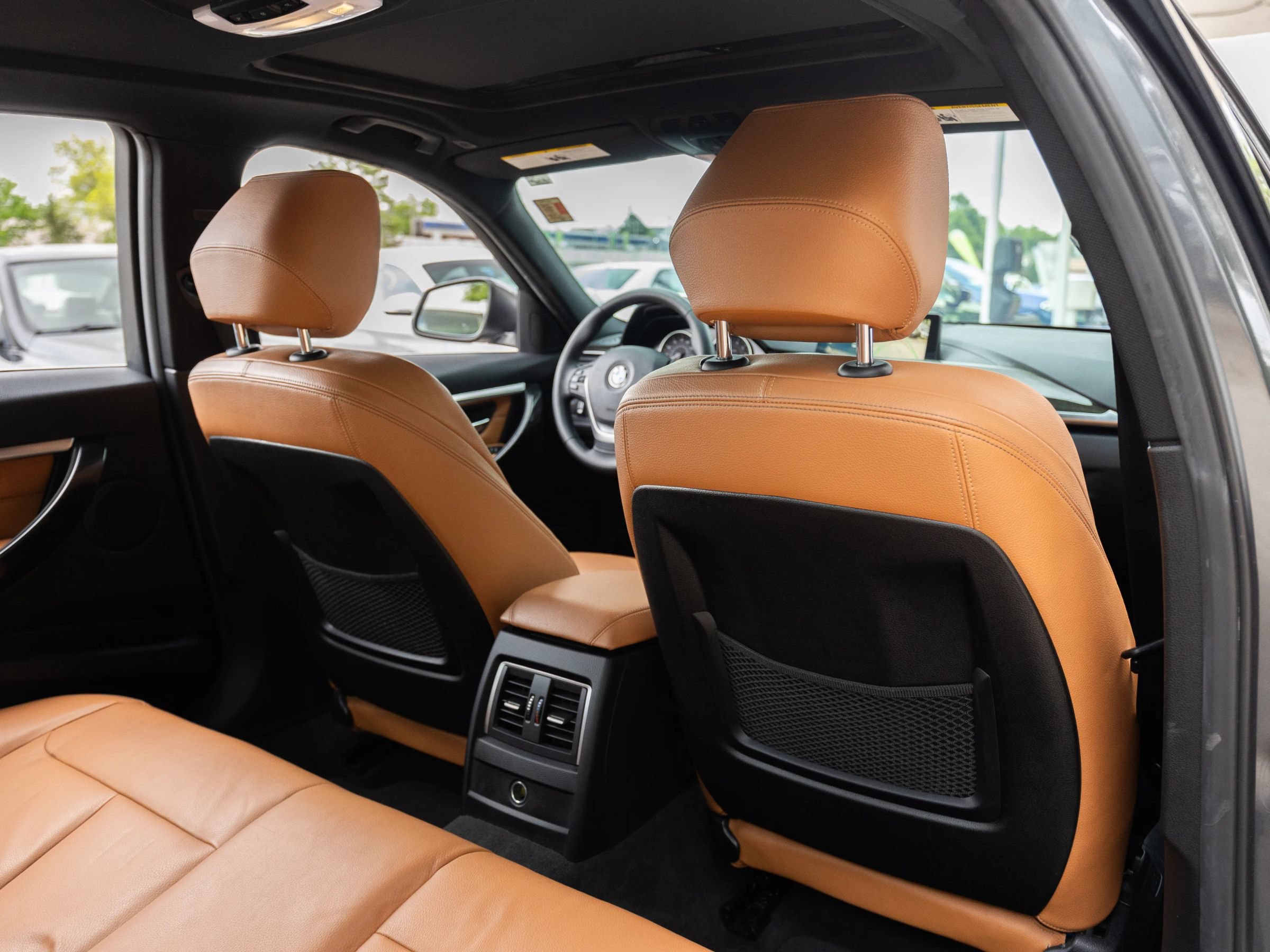 Used 2018 BMW 330i Sedan RWD image 28