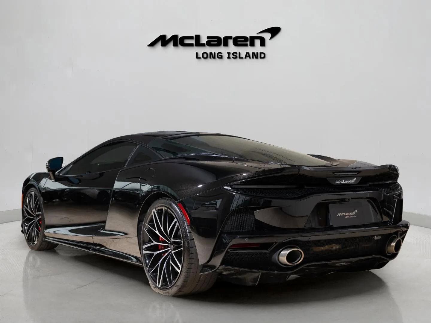 Used 2023 McLaren GT image 7
