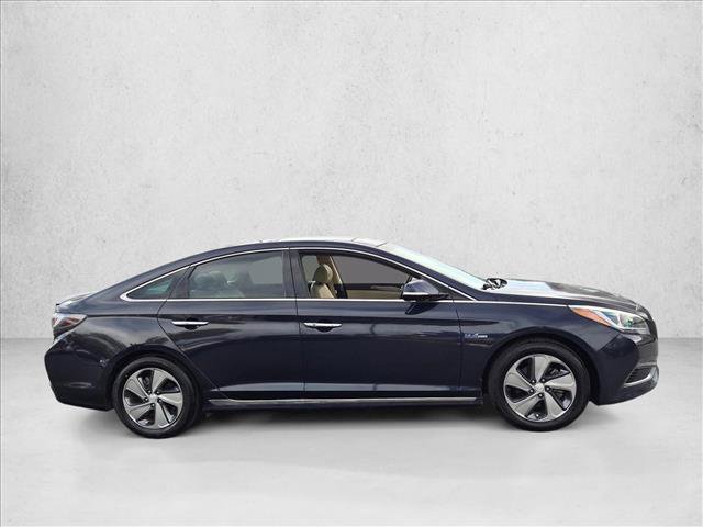 Used 2017 Hyundai Sonata Limited w/ Ultimate Package 02 FWD image 5