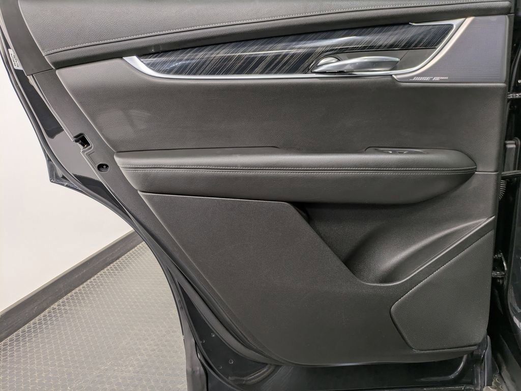 Used 2020 Cadillac XT6 Premium Luxury image 22