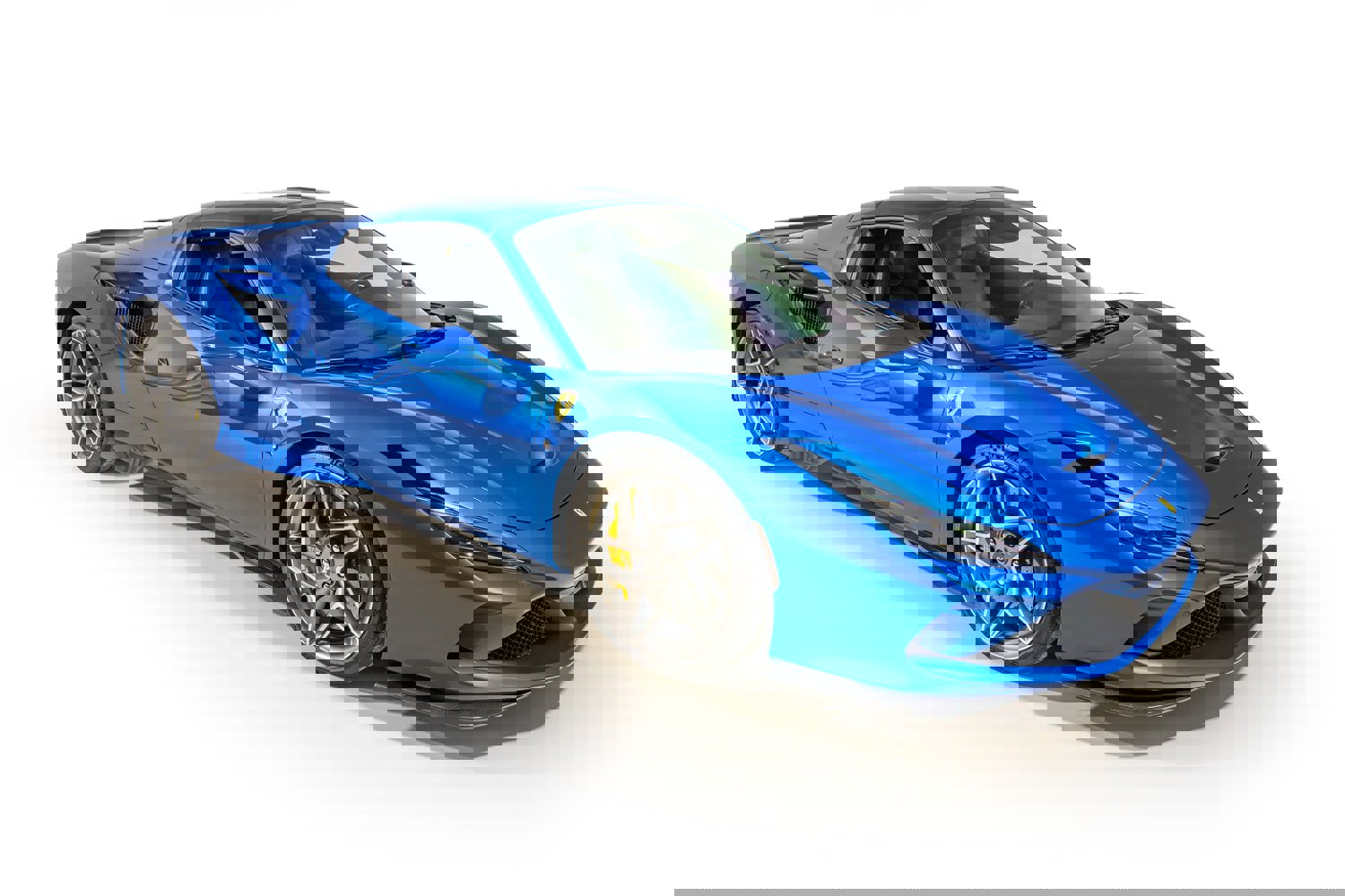 Used 2021 Ferrari F8 Tributo image 17