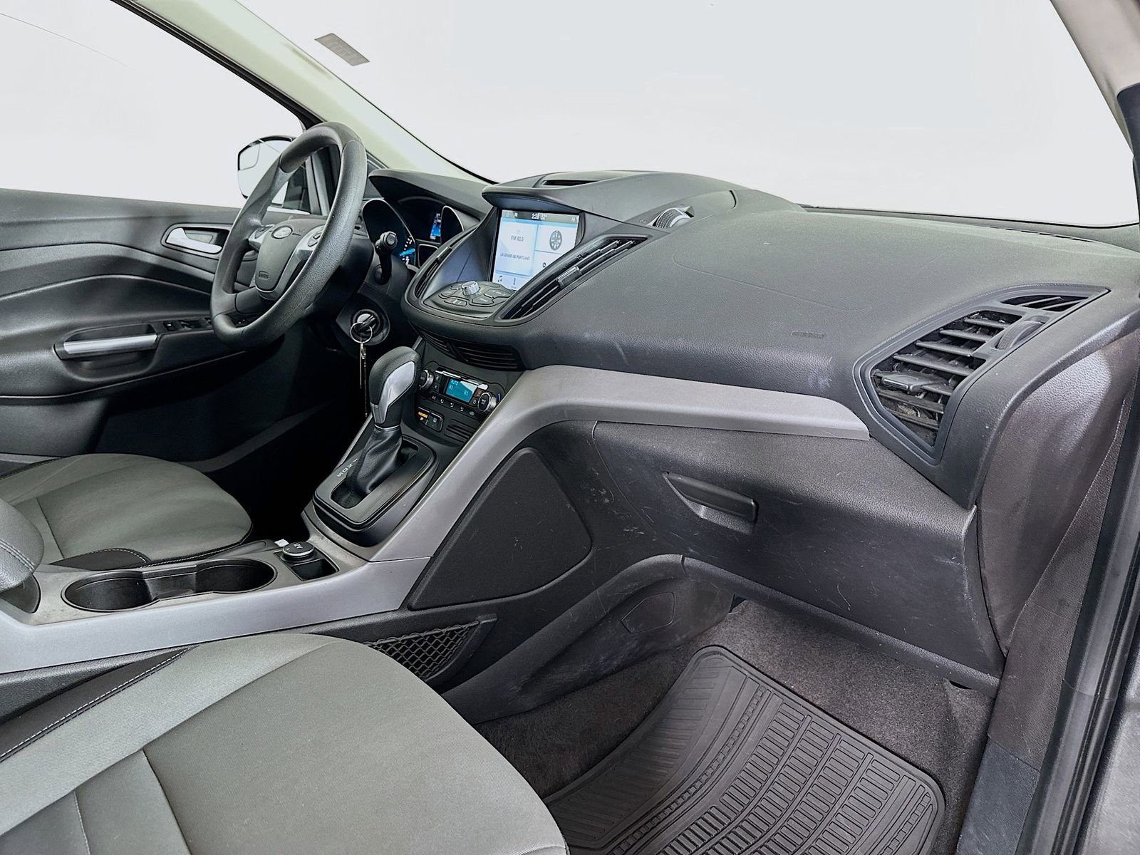 Used 2016 Ford Escape SE w/ Equipment Group 201A image 28