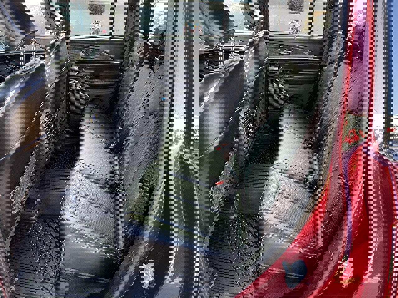 Used 2023 Jeep Grand Cherokee Overland w/ Luxury Tech Group IV image 27