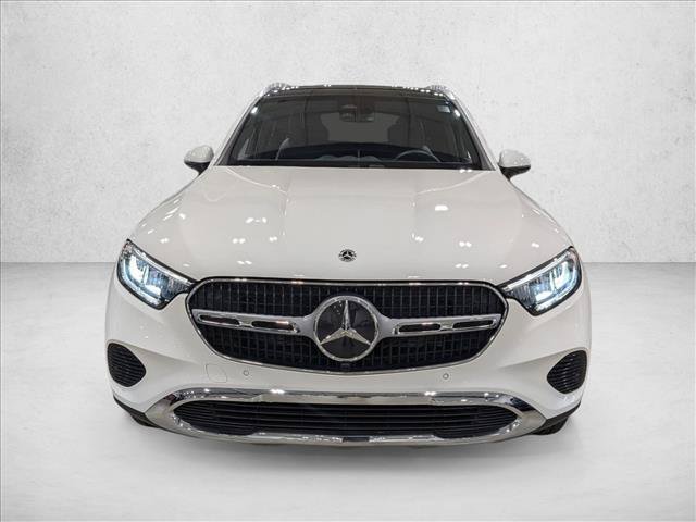 Used 2026 Mercedes-Benz GLC 300 4MATIC image 2