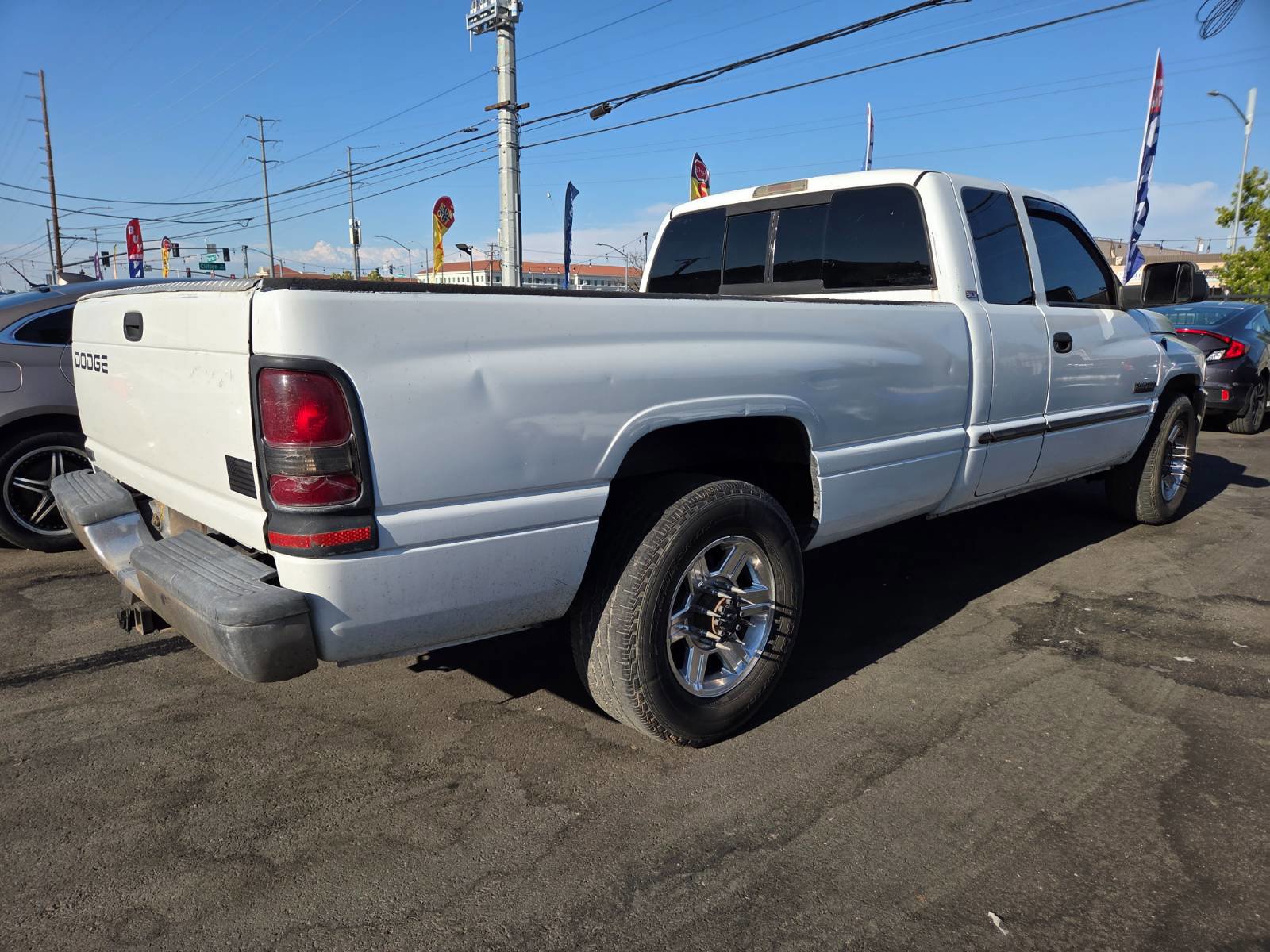 Used 2000 Dodge Ram 3500 Truck 2WD Quad Cab image 3