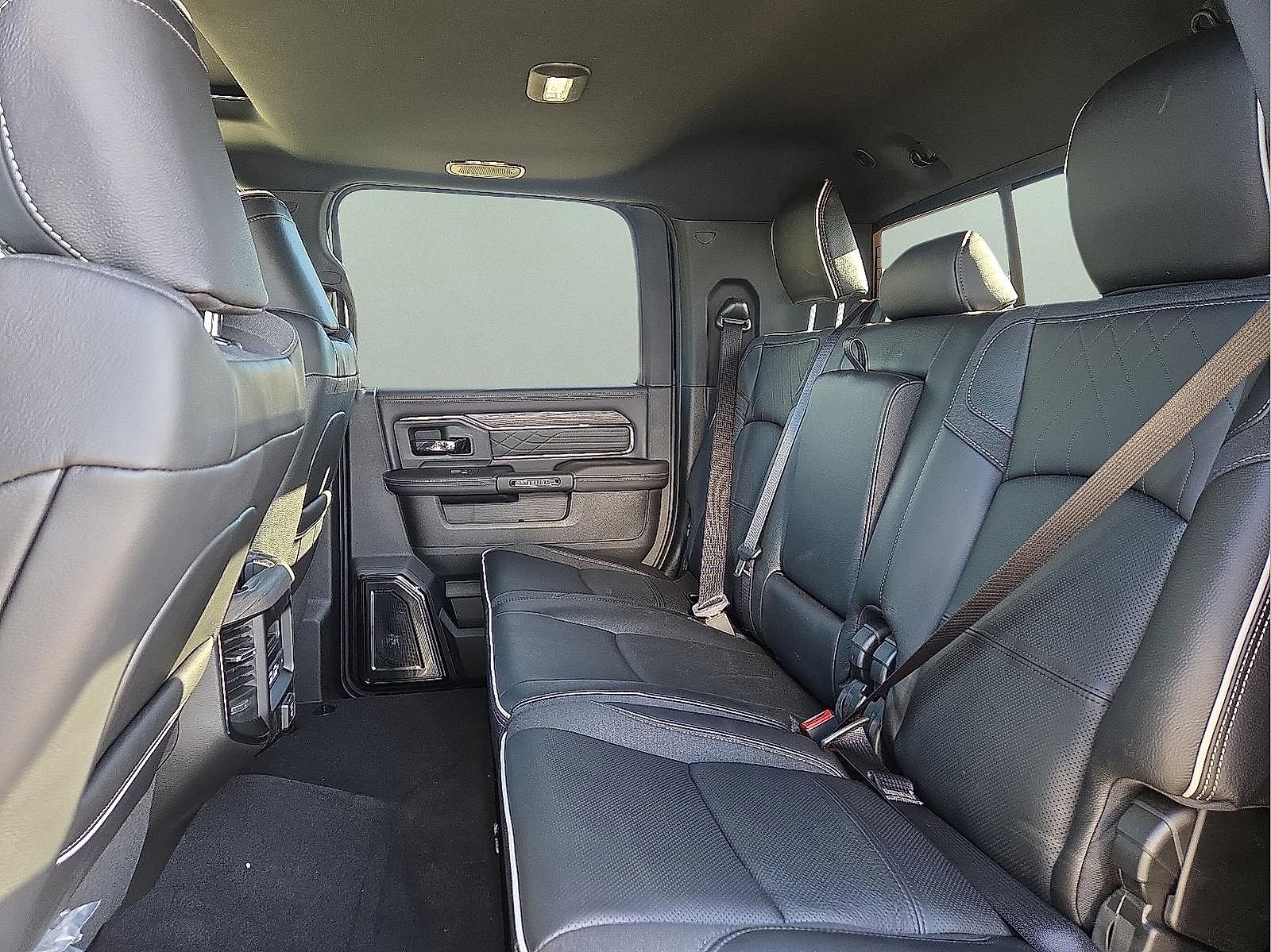 New 2026 RAM 3500 Limited image 10