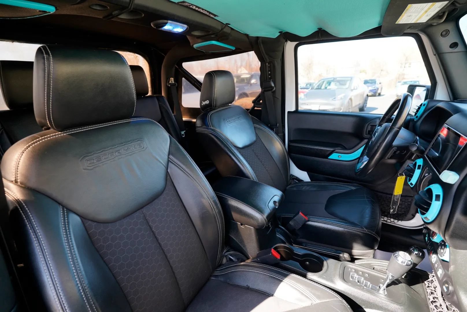 Used 2018 Jeep Wrangler Sport AWD/4WD image 24