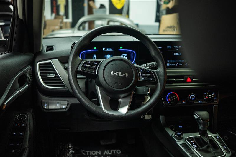 Used 2026 Kia Seltos LX AWD/4WD image 14
