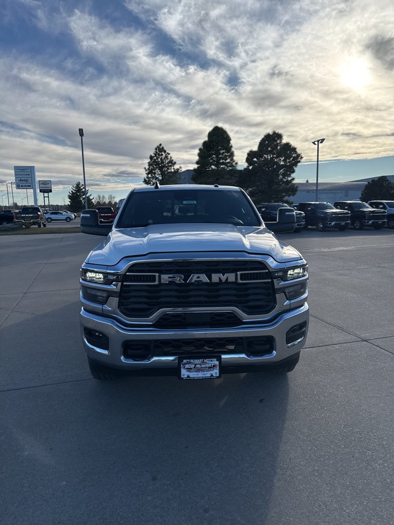 New 2026 RAM 2500 Tradesman AWD/4WD image 9