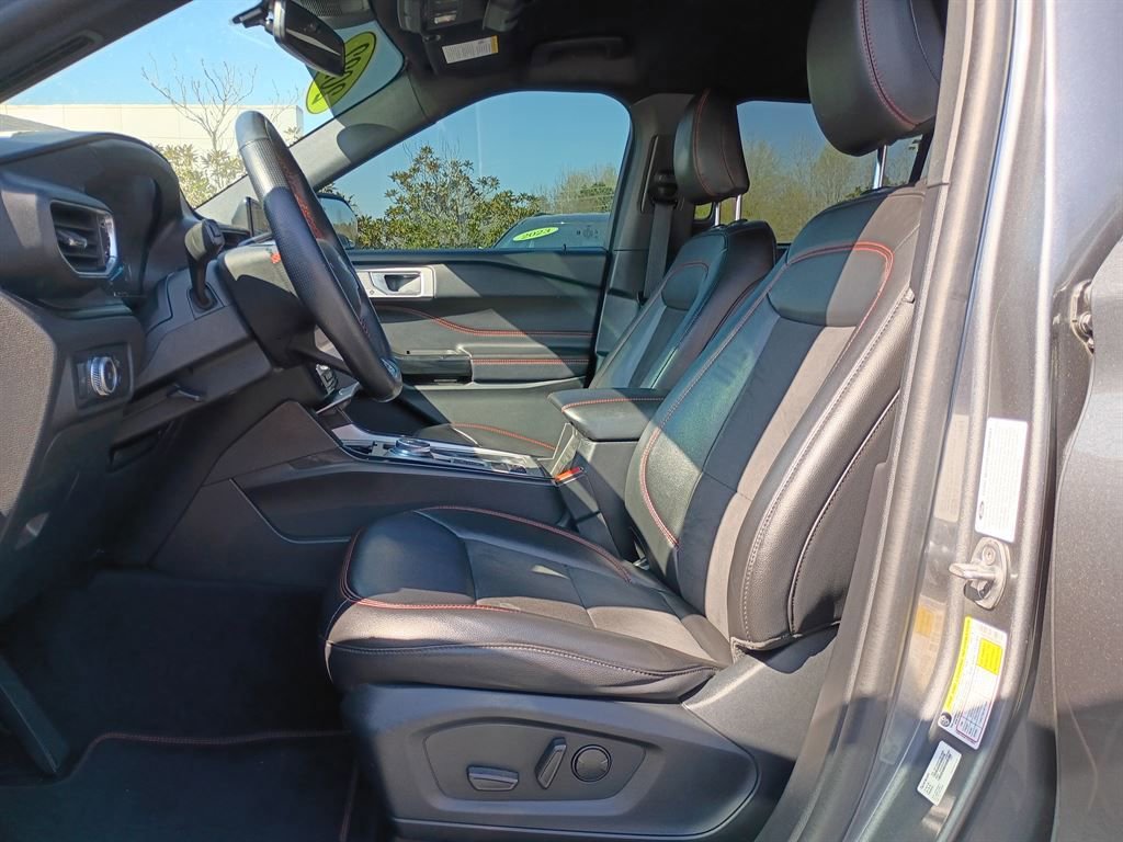 Used 2022 Ford Explorer ST-Line w/ Class IV Trailer Tow Package RWD image 11