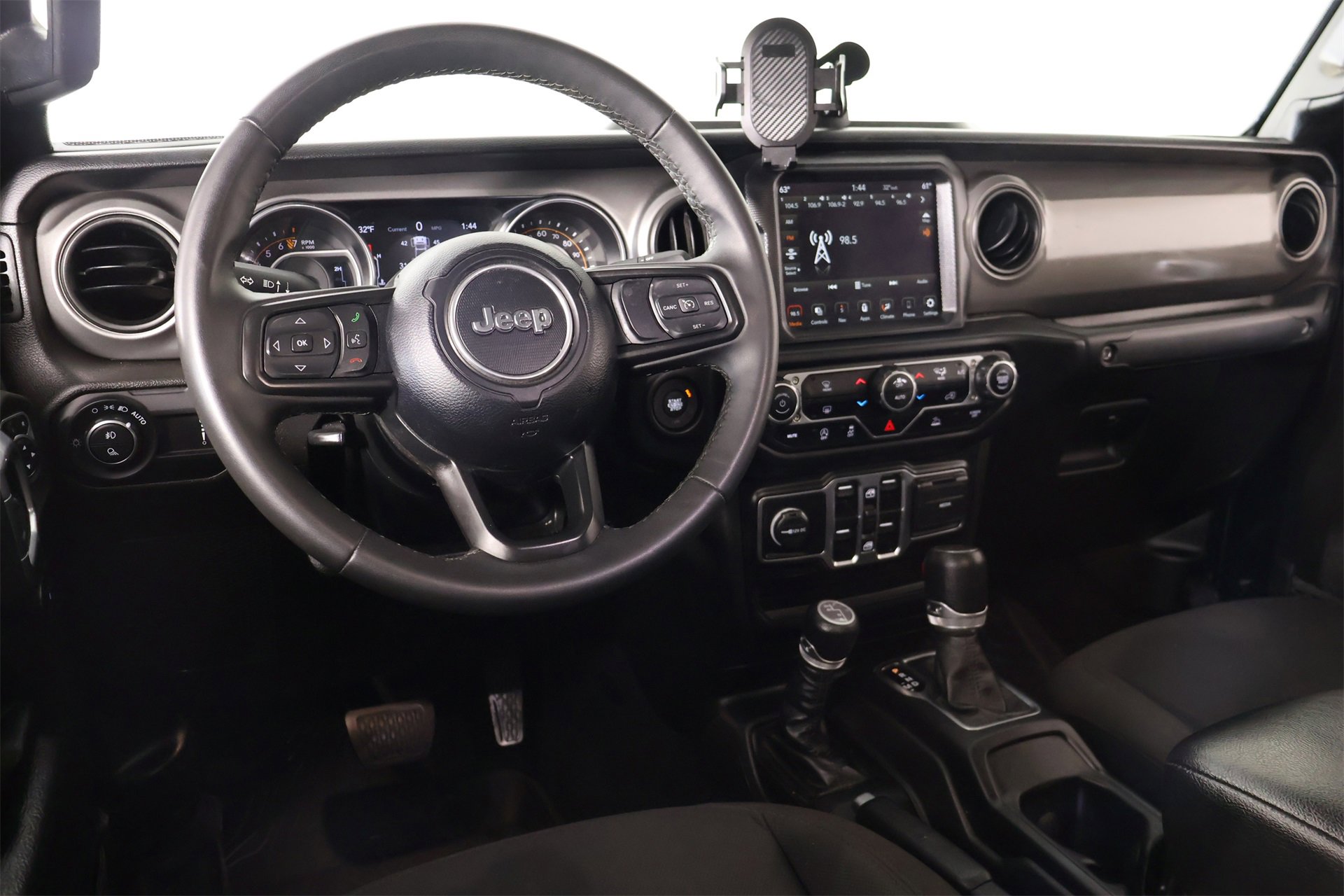 Used 2023 Jeep Gladiator Willys image 2