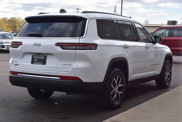 Used 2025 Jeep Grand Cherokee L Limited image 6