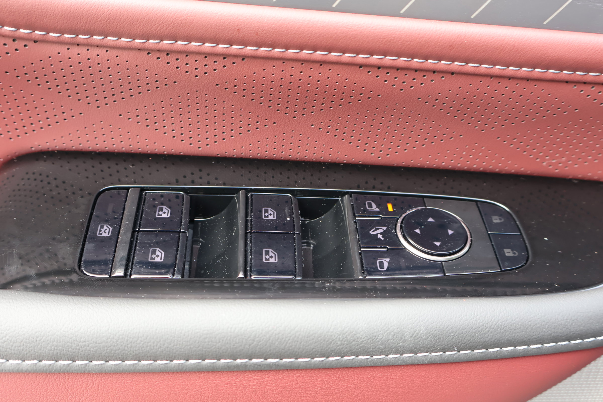 New 2026 INFINITI QX80 Autograph image 13