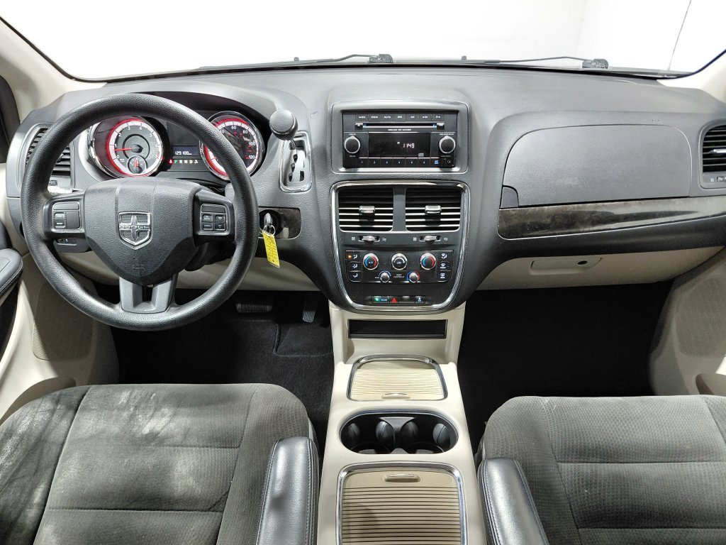 Used 2015 Dodge Grand Caravan SXT FWD image 9