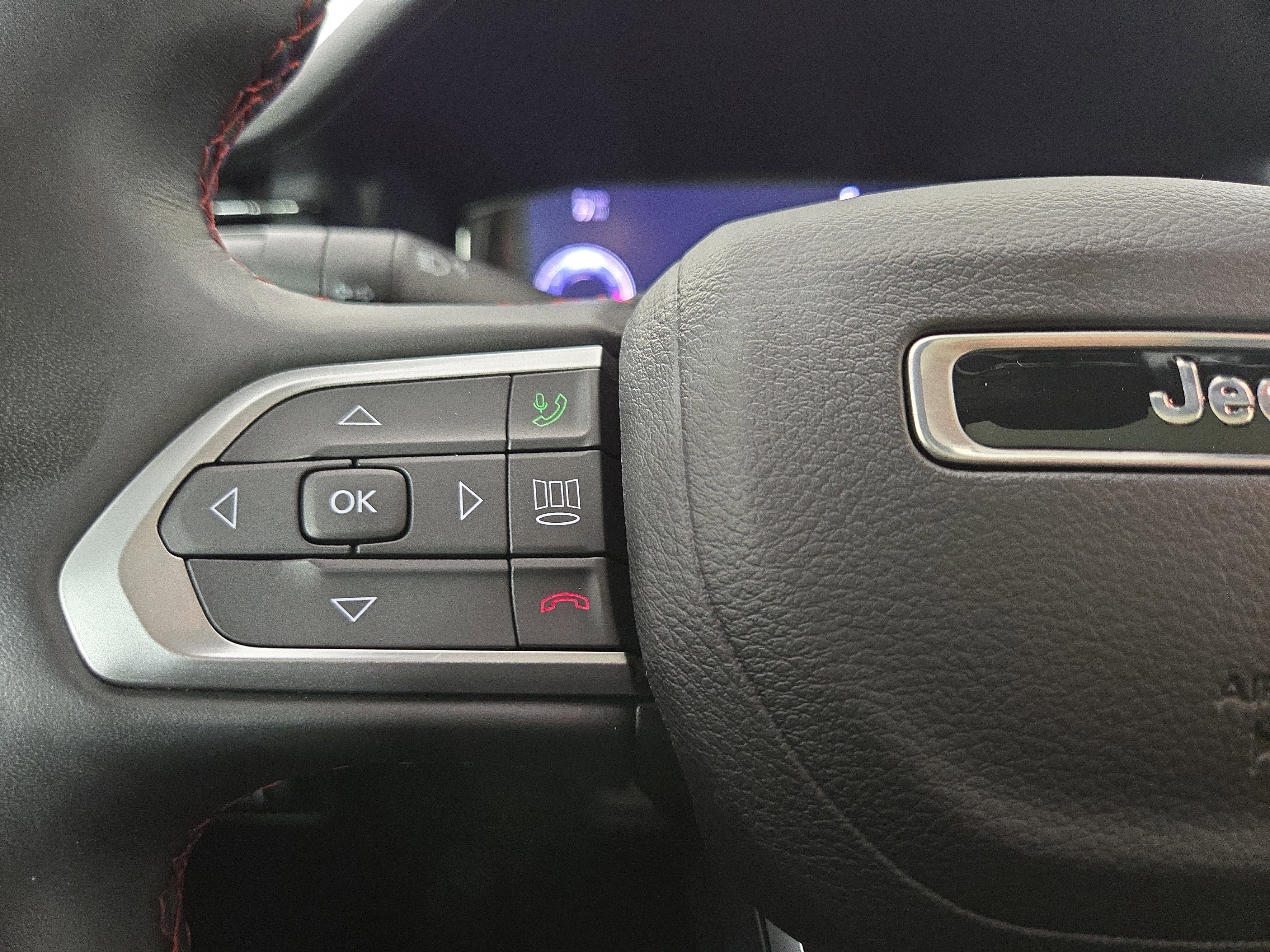 Used 2022 Jeep Compass Trailhawk w/ Trailhawk Elite Group image 15