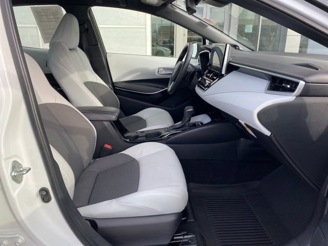 Certified 2025 Toyota Corolla XSE image 17
