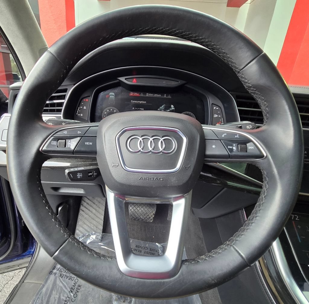 Used 2021 Audi Q7 3.0T Prestige AWD/4WD image 31