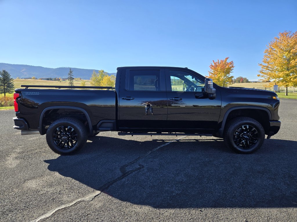 Used 2025 Chevrolet Silverado 3500 LT image 6