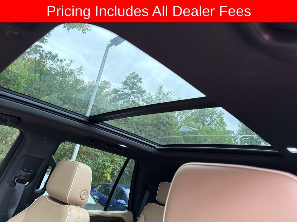 Used 2023 Chevrolet Tahoe Premier AWD/4WD image 9