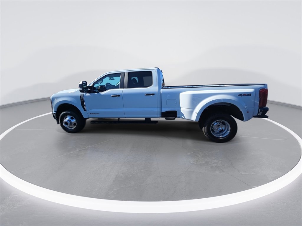 New 2026 Ford F350 XL w/ XL Chrome Package image 5