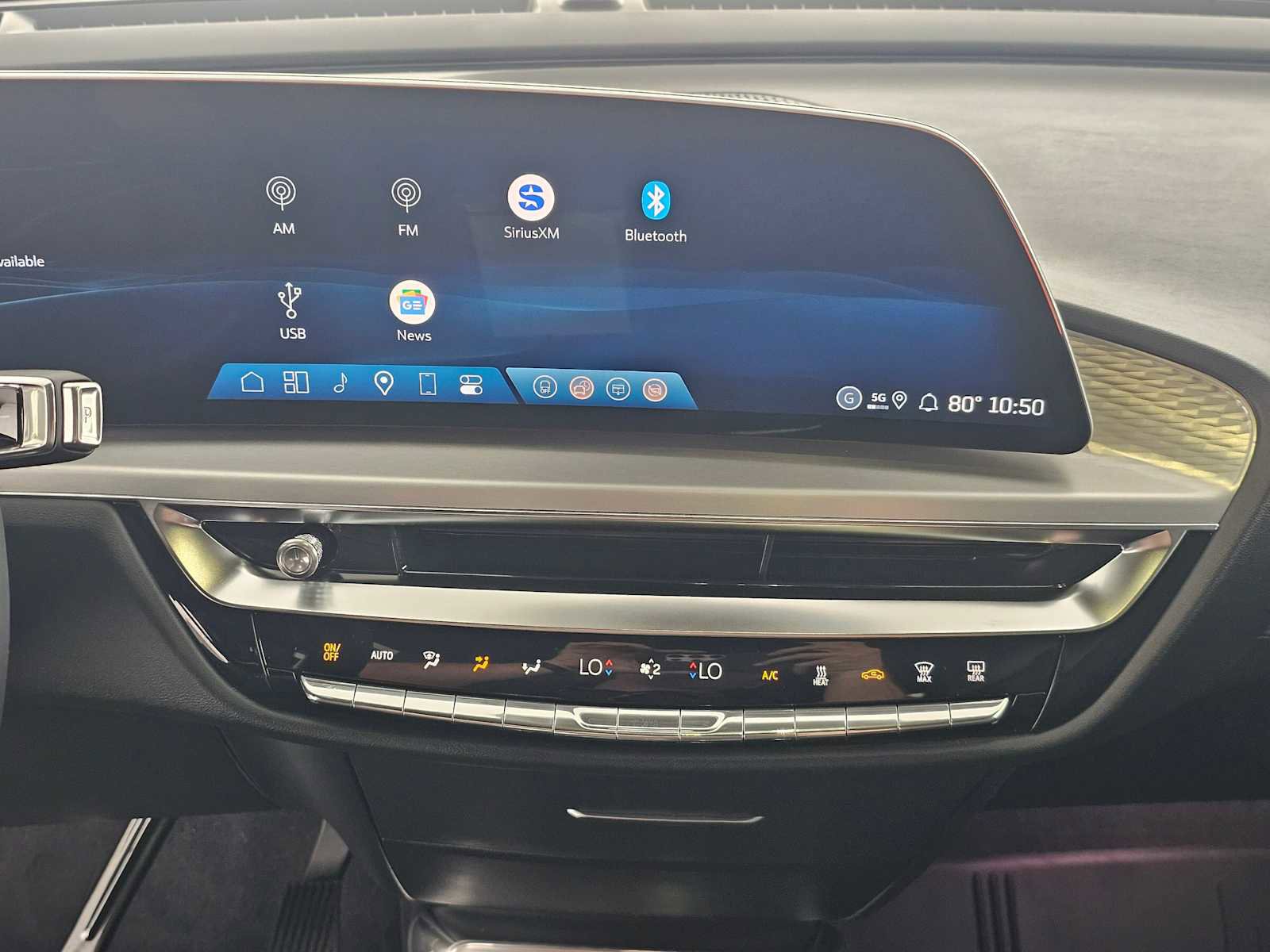 New 2026 Cadillac Lyriq Luxury w/ LPO, Floor Liner Package image 25