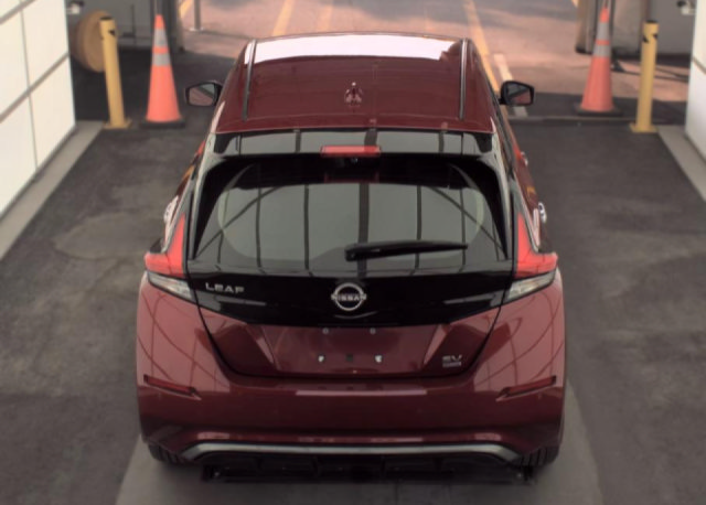 Certified 2024 Nissan Leaf SV Plus FWD image 4