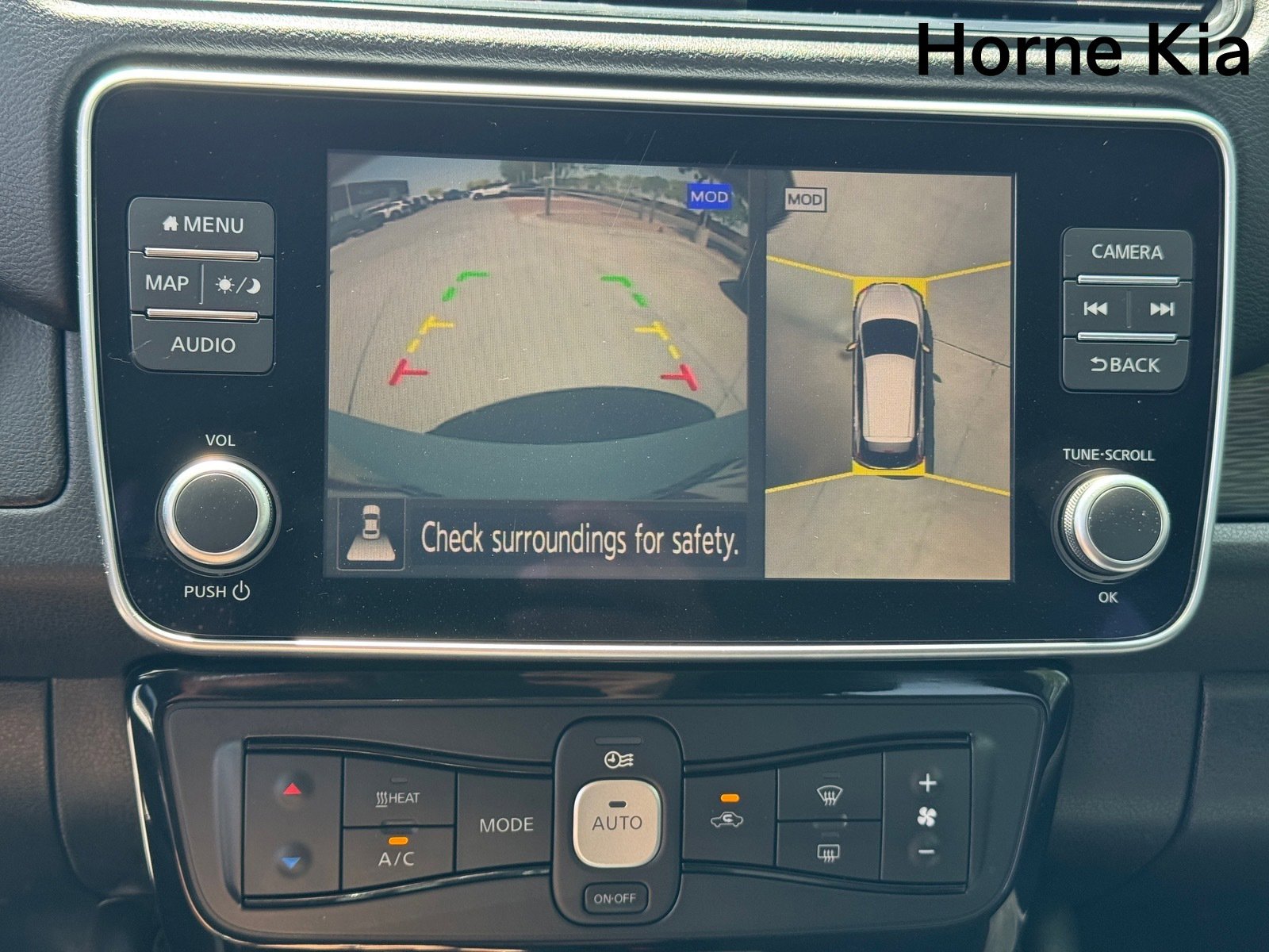 Used 2020 Nissan Leaf SV w/ SV Technology Package image 20