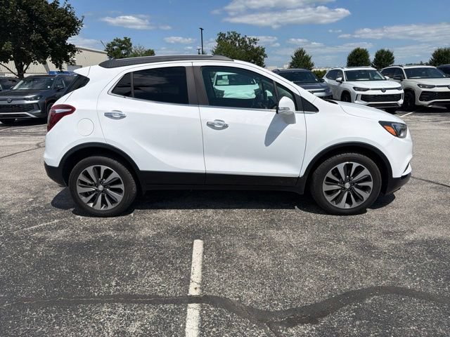 Used 2017 Buick Encore Essence FWD image 4