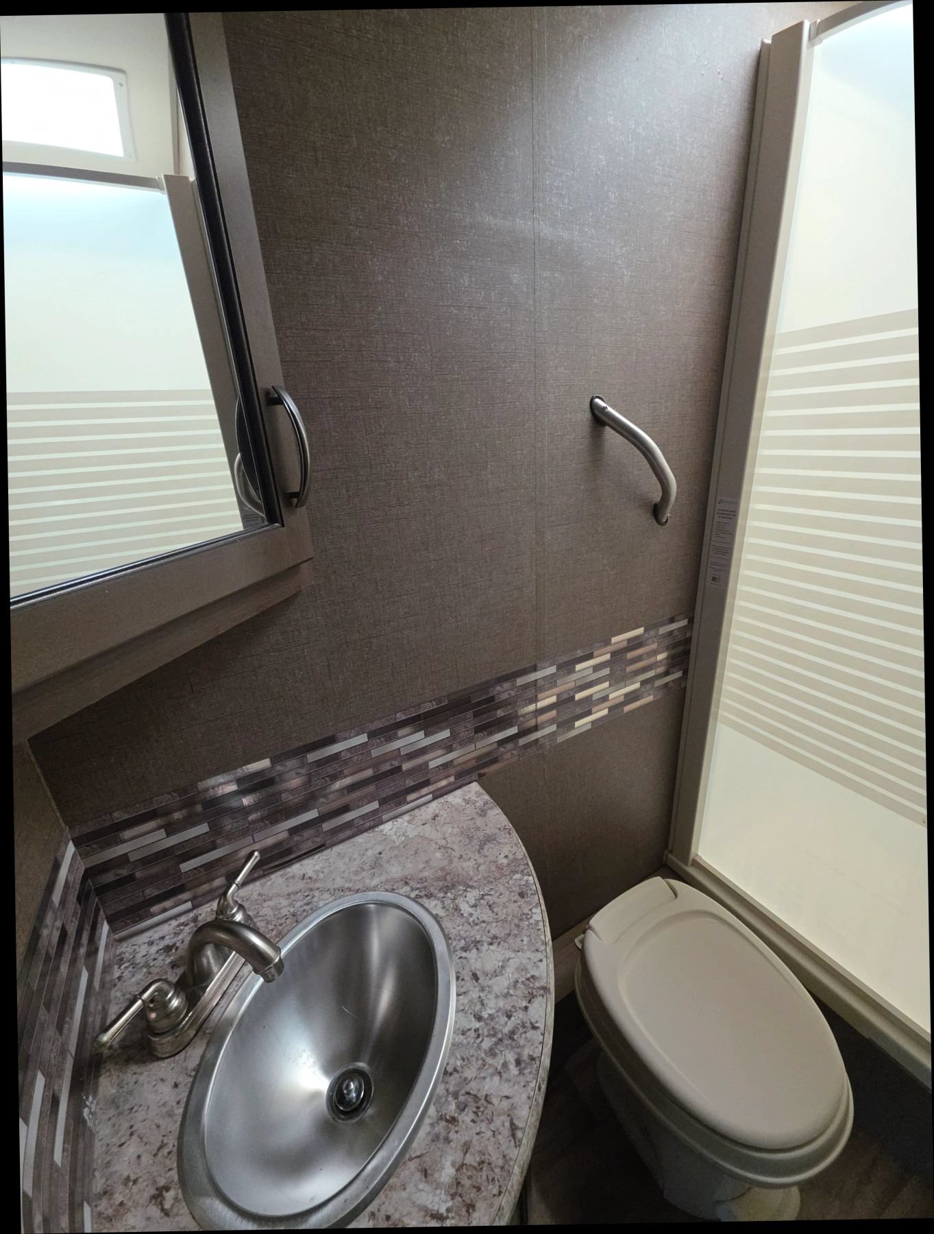 Used 2016 Mercedes-Benz Sprinter 3500 image 21