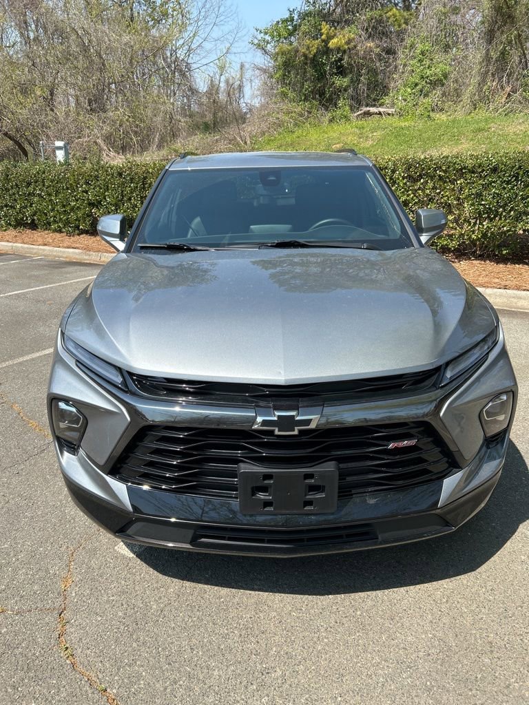 Certified 2025 Chevrolet Blazer RS image 2