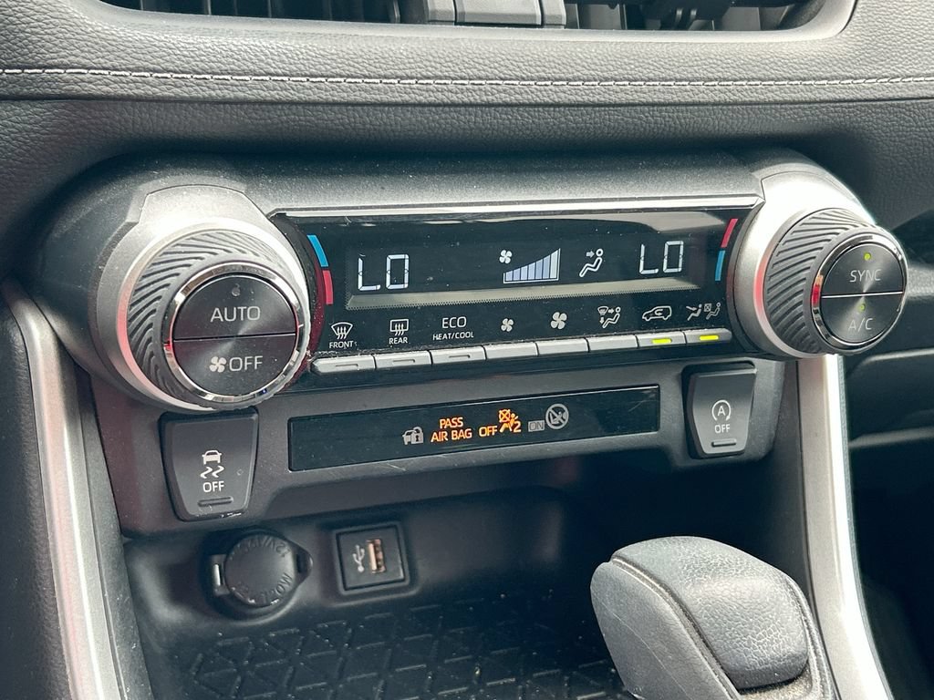 Used 2023 Toyota RAV4 XLE w/ Convenience Package FWD image 26