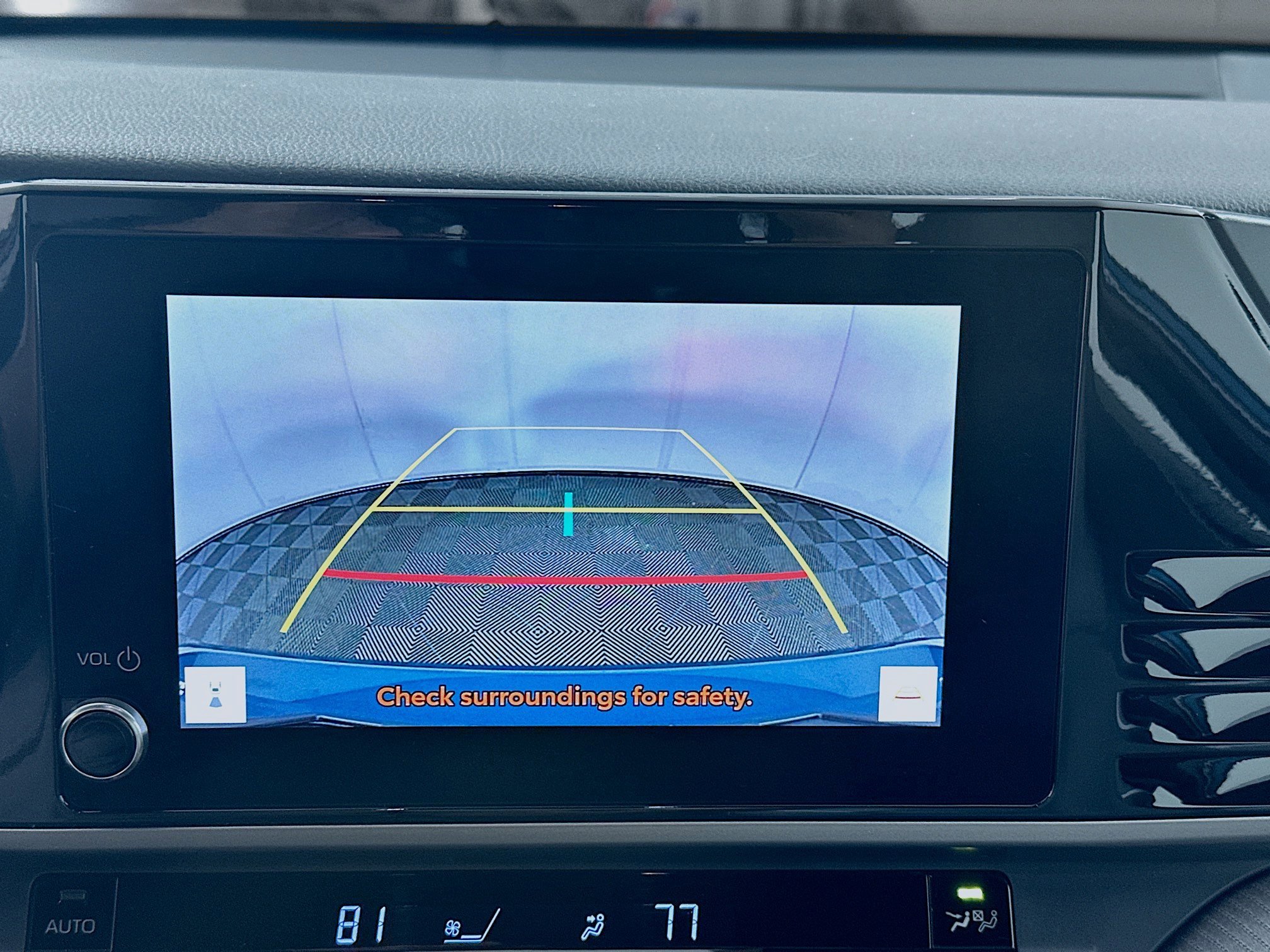 Used 2025 Toyota Camry SE image 22