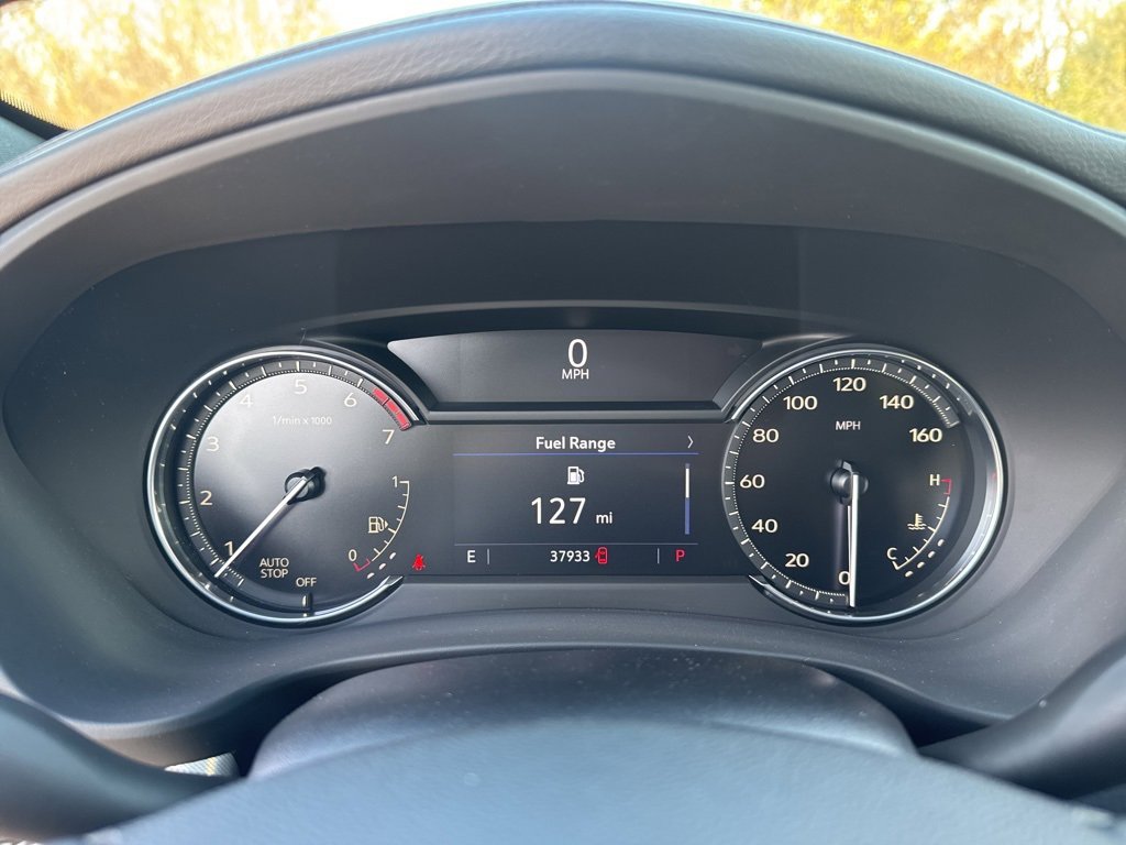 Used 2022 Cadillac XT4 Premium Luxury w/ Enhanced Visibility Package image 18