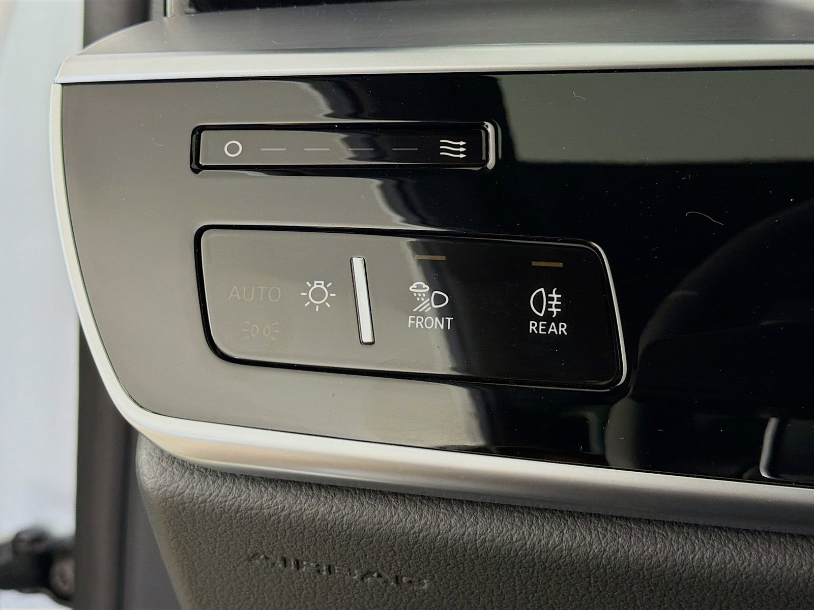 New 2026 Audi A8 L 3.0T AWD/4WD image 10