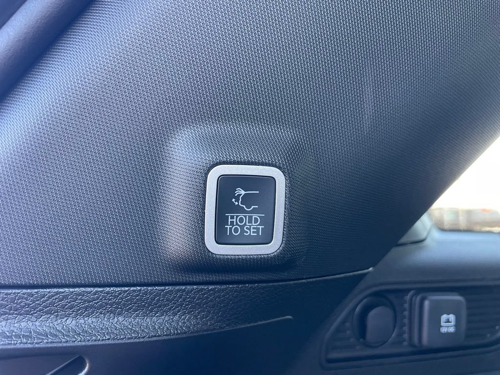 New 2026 Jeep Grand Cherokee Altitude AWD/4WD image 12