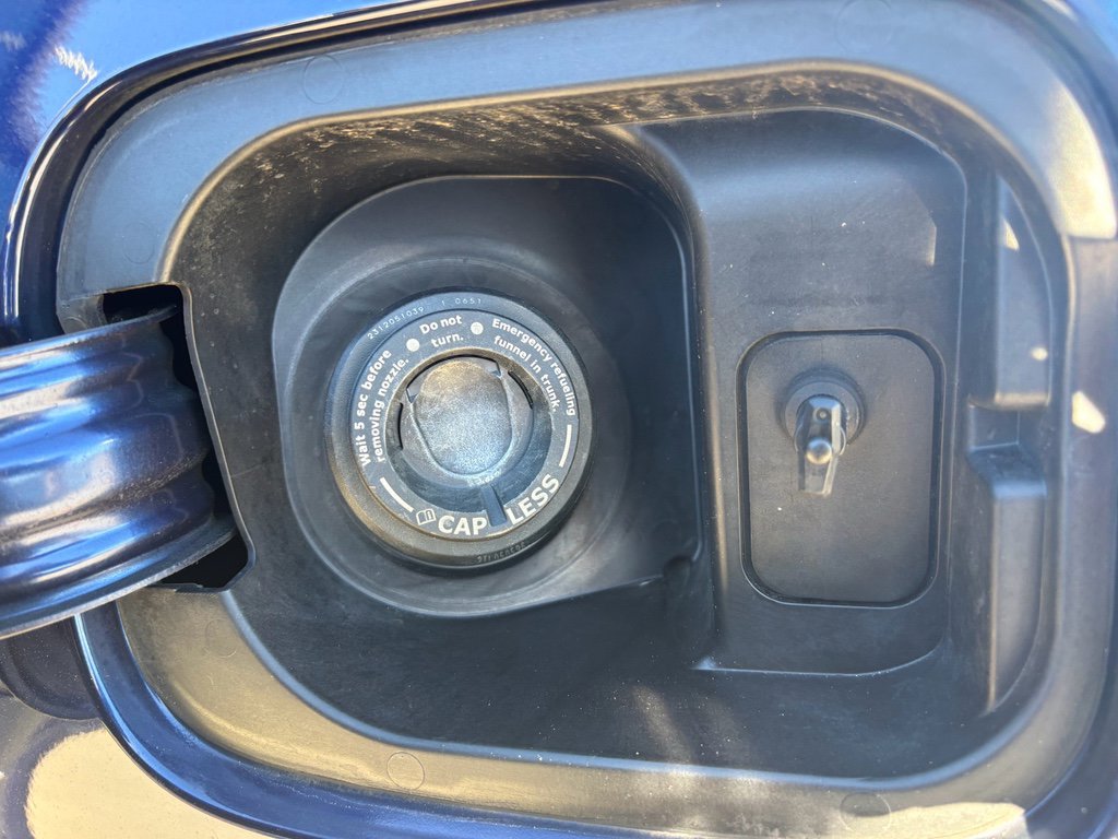 Certified 2024 Honda Pilot Sport image 30