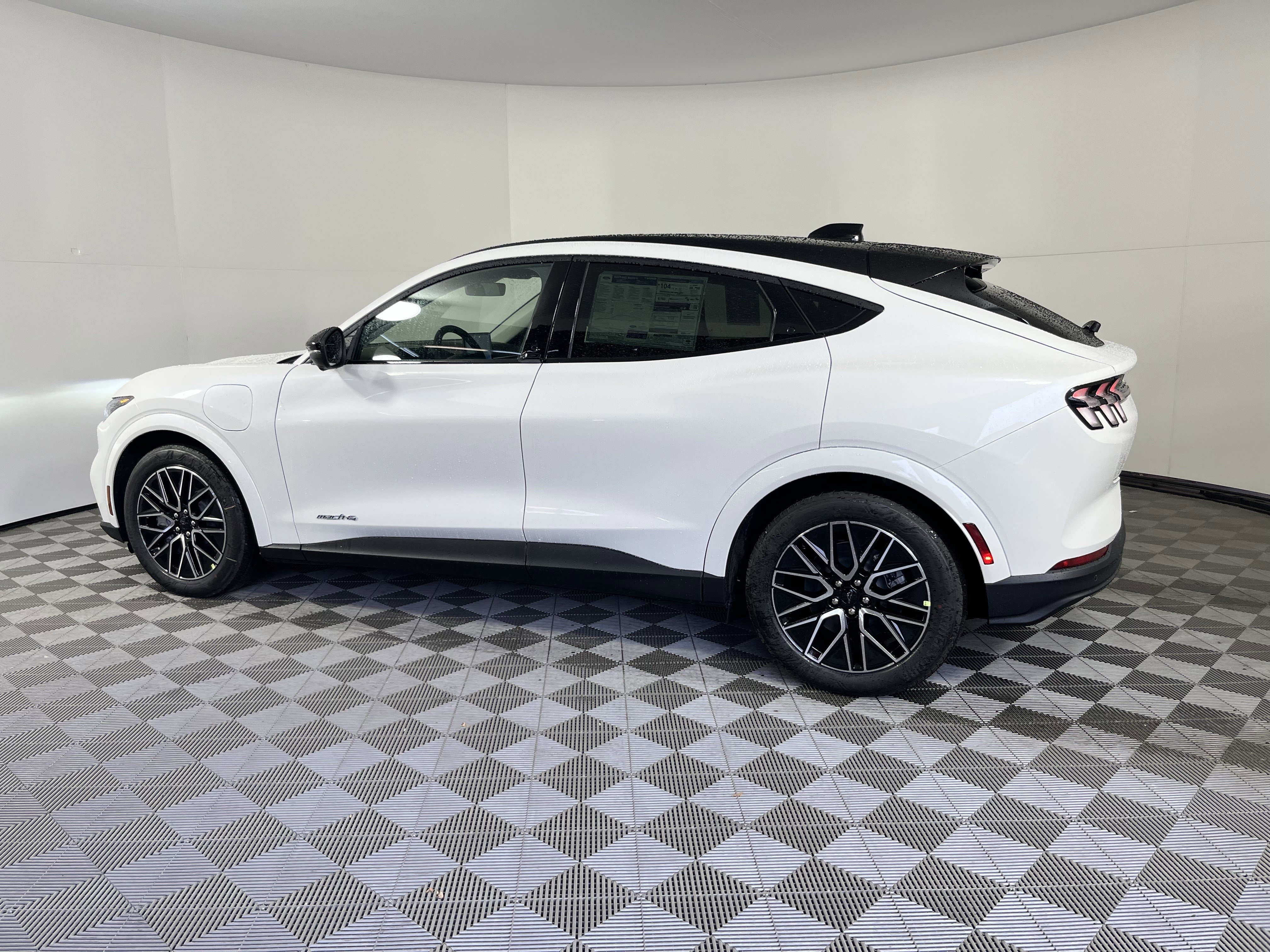 New 2025 Ford Mustang Mach-E Premium video 2