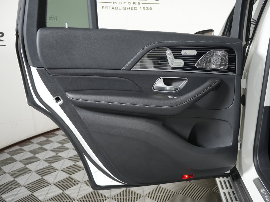 Certified 2024 Mercedes-Benz GLS 580 4MATIC image 32