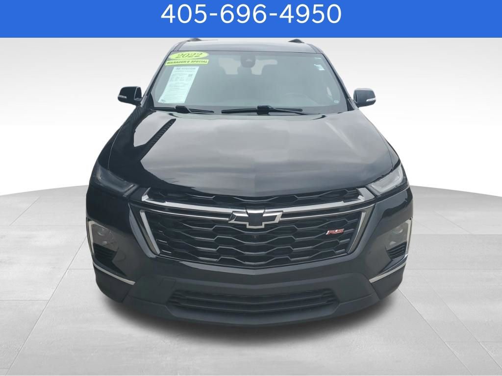 Used 2022 Chevrolet Traverse RS FWD image 2